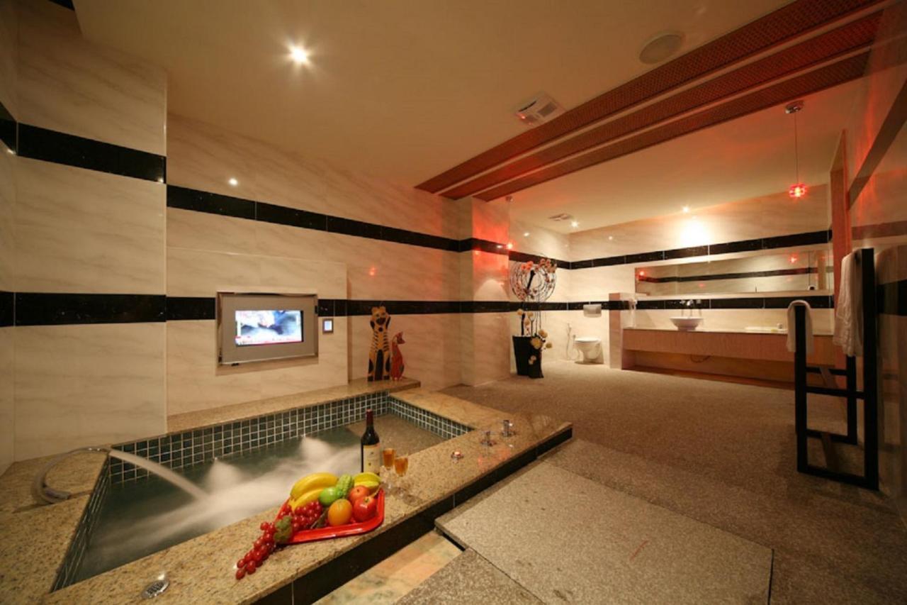 Hua Mu Lan Hotel Shalu Экстерьер фото